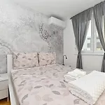 Josip ザダル